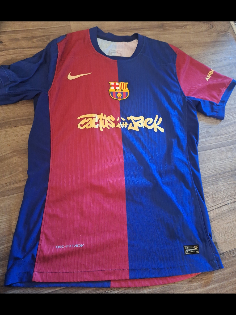 Nike Adults  Half-Red Half-Blue FC Barcelona Soccer Jersey Fits L/xl
